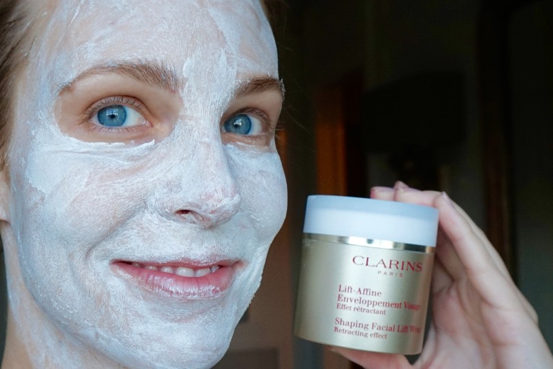 Clarins Shaping Facial Lift Wrap Review-- BeautyNow Blog