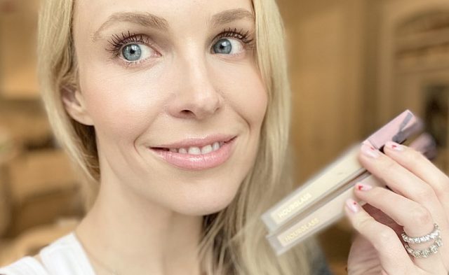 hourglass concealer